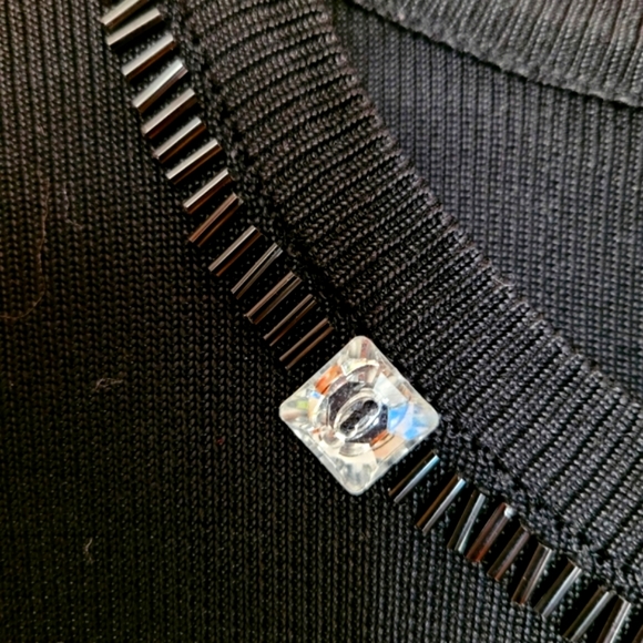 Ladies Sash top black. Size L - Picture 2 of 4